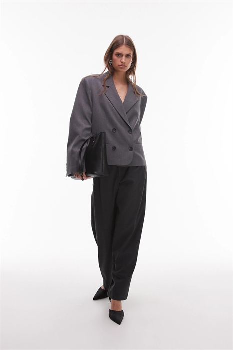 Брюки с зауженными штанинами и поясом, сшитые на заказ артикул 150331676