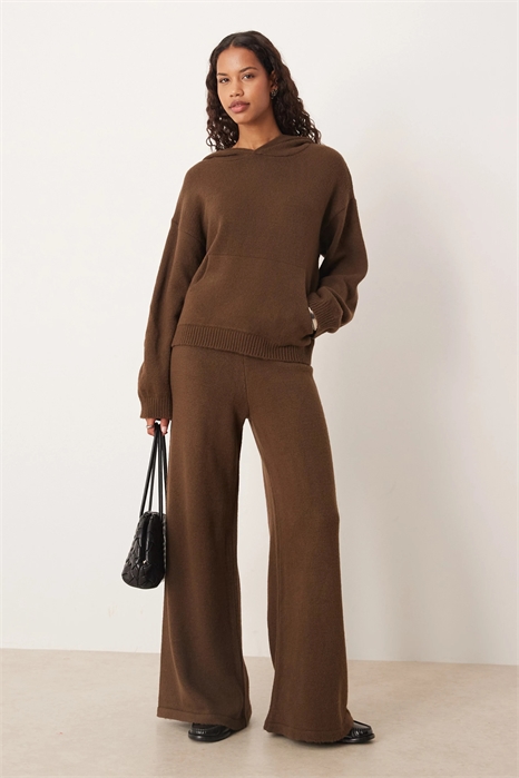 Пушистые вязаные брюки с широкими брючинами co-ord артикул 153285748