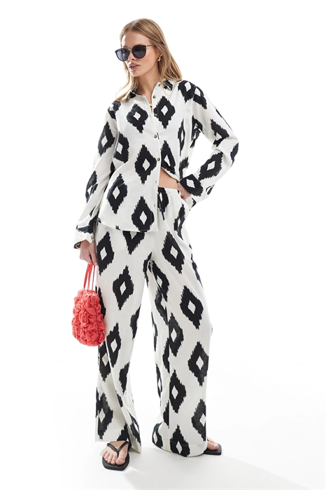 Пляжные брюки оверсайз с принтом «Accesorize Mono» артикул 140135386