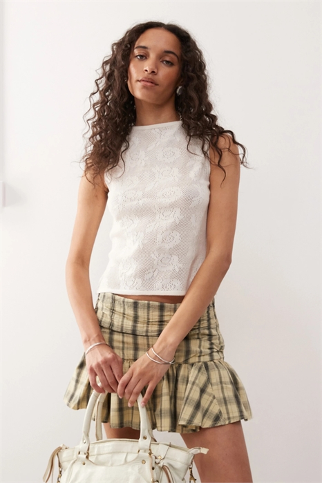 Трикотажный топ цвета «тан» с фестивальным жаккардовым узором артикул 147858277