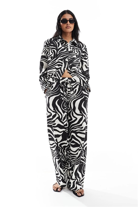 Брюки-кюлоты с эффектом льна co-ord артикул 140661187