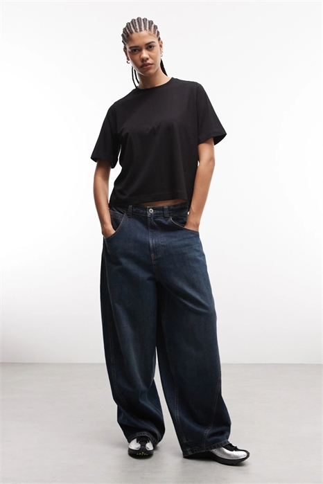 Футболка с длинным рукавом и облегающим кроем артикул 136440095