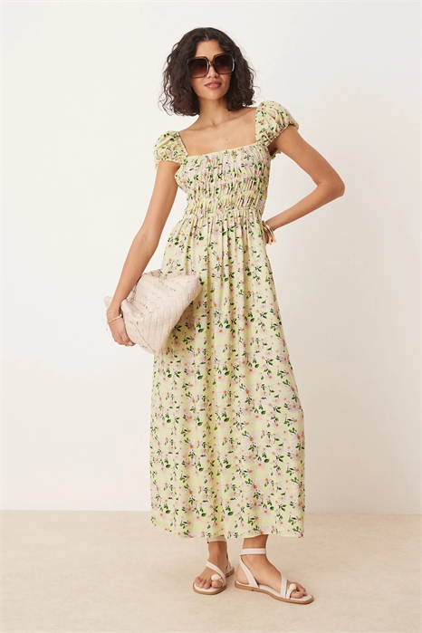 Платье средней длины с квадратным вырезом и затянутой талией артикул 143824877