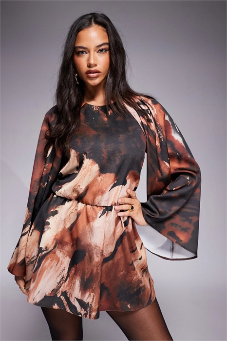 Комбинезон из атласа с длинными рукавами и высоким воротником артикул 149244611