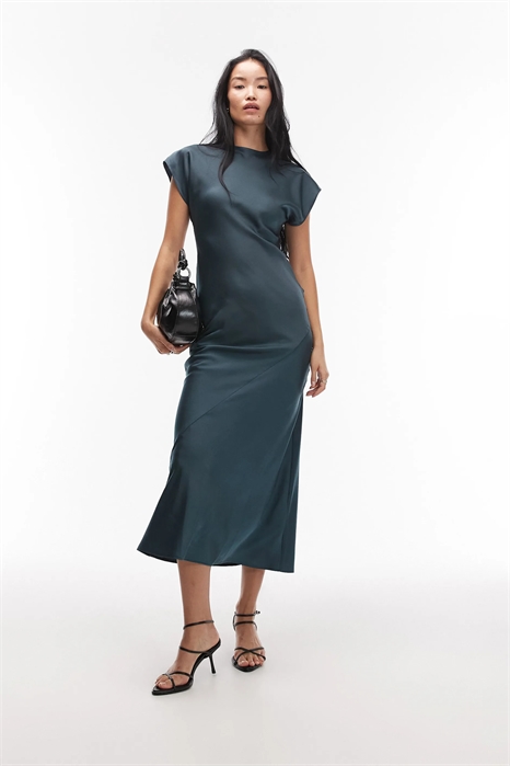 Макси-платье-комбинация из атласа с короткими рукавами и декоративными швами артикул 151020751