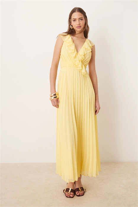 Платье средней длины с оборками, запахом и плиссировкой артикул 140625884