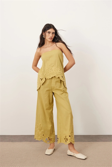 Брюки из хлопка с вышивкой в виде цветочных ажурных узоров co-ord артикул 140888722