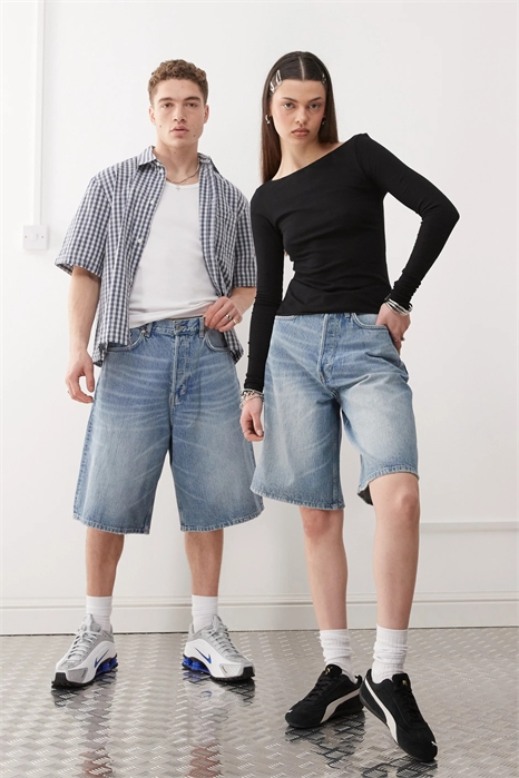 Джинсовые шорты Astro Unisex свободного кроя артикул 142803875