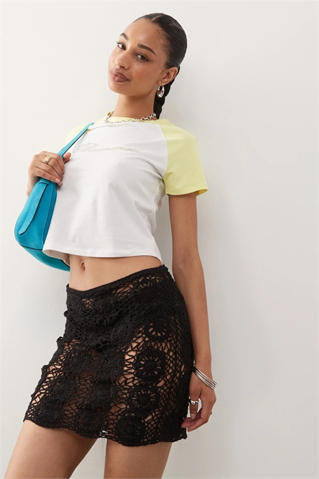 Мини-юбка, связанная крючком артикул 142722300