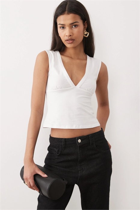 Топ с глубоким вырезом артикул 155231184