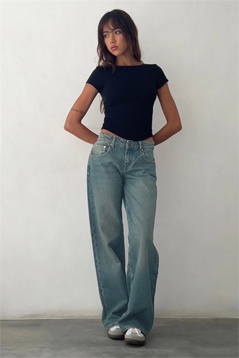 Джинсы с низкой посадкой и параллельными брючинами артикул 142403967