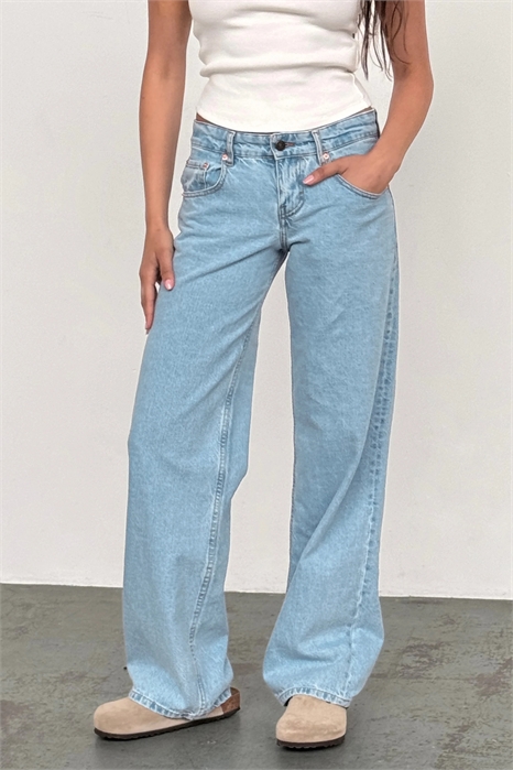 Джинсы с низкой посадкой и параллельными брючинами артикул 142402705