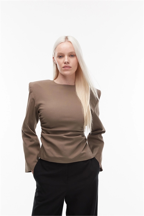 Топ с зауженной линией плеч и вставками артикул 151736678