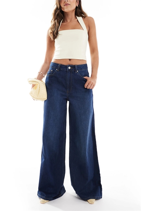 Джинсы с широкими брючинами артикул 139540012
