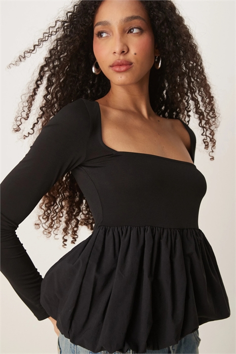 Джерси с длинными рукавами и тканым оборчатым подолом артикул 140827367