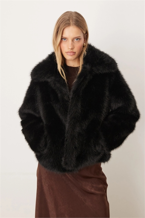 Куртка из искусственного меха артикул 151999838