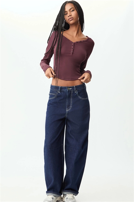 Блузка на пуговицах артикул 153674917