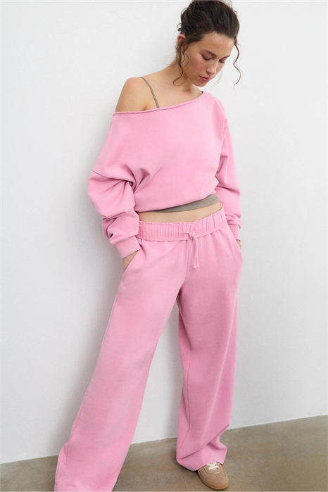 Брюки-джоггеры прямого кроя с эффектом потертости артикул 155639689