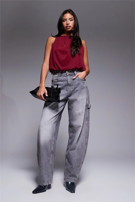 Топ на бретелях с расклешенным подолом артикул 152149753