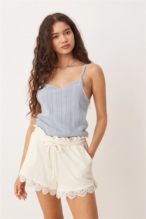 Шорты с вафельной текстурой и кружевным подолом артикул 144528558