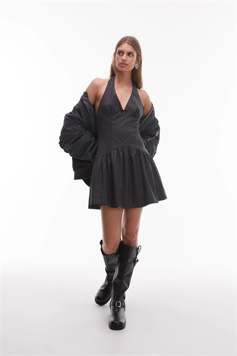 Платье с завязками на шее и тонкой полоской от Ollie артикул 150228363