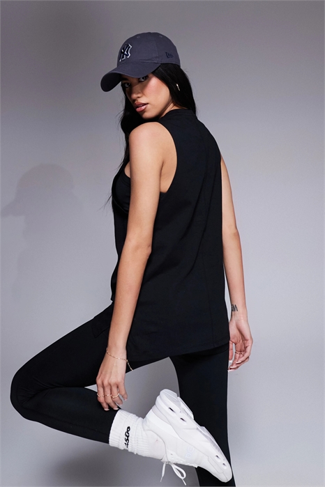 Хлопковая майка Icon с заниженными проймами и технологией быстрого высыхания артикул 140310464