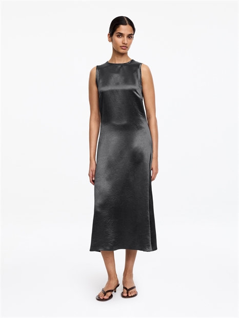 Платье средней длины из гофрированного атласа артикул 1338703001