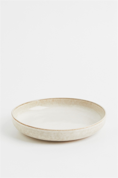 Глубокая тарелка из керамики