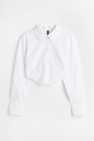 Короткая блузка с вырезом