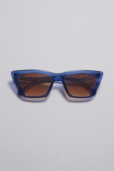 Квадратные солнцезащитные очки Cateye