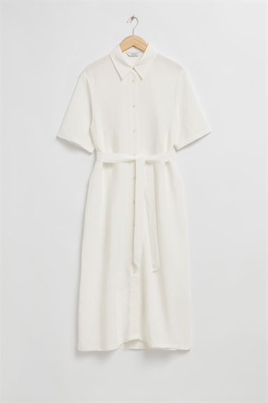 Платье-блузка длины миди с поясом