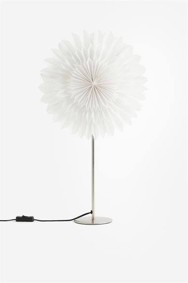 Настольная лампа в форме цветка