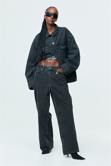 Мешковатые высокие джинсы 90-х