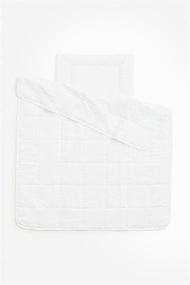 Одеяло и подушка для детской кроватки