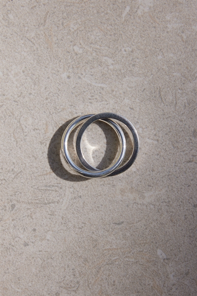 Кольцо из стерлингового серебра с переплетенным узором