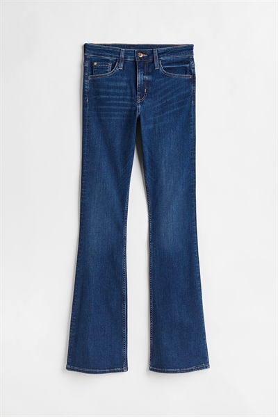 Расклешенные ультравысокие джинсы