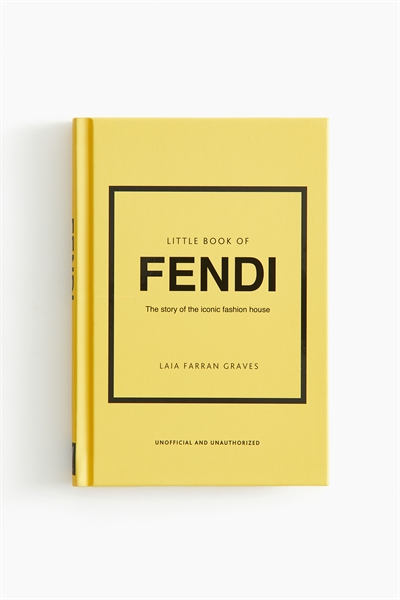 Маленькая книга Fendi