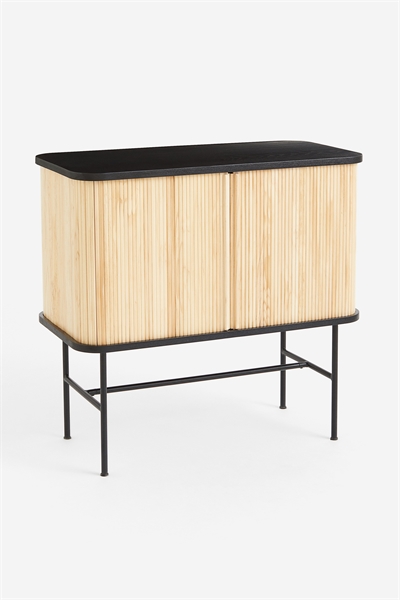 Шкаф с жалюзийными дверцами 0801286001