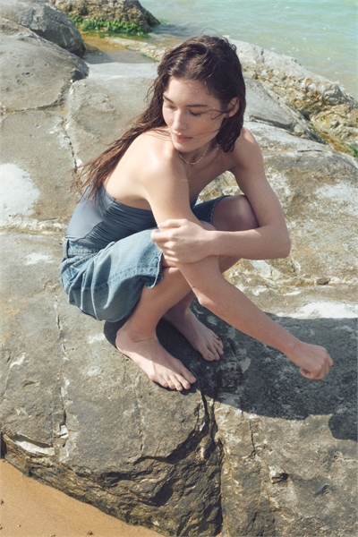 Джинсовые шорты с высоким коленом 1258582004