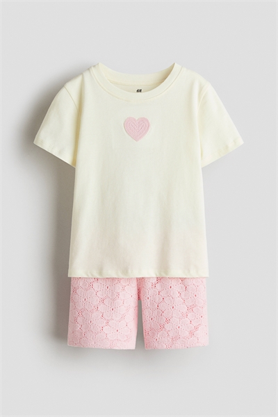 Комплект из двух частей - топа и шорт 1304980002