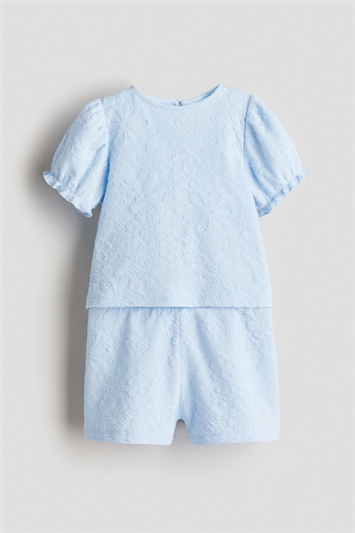 Футболка и шорты из трикотажа-жаккард 1304974001