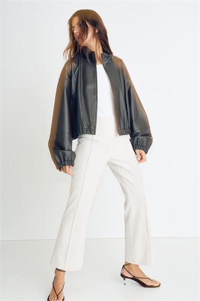 Расклешенные брюки со складками 1267442002