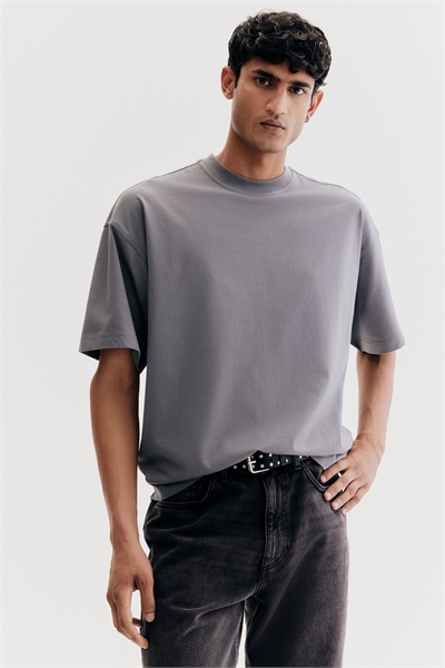 Футболка оверсайз 1074658045