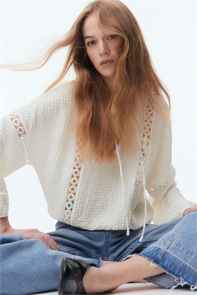 Блузка с кружевными вставками 1277899001