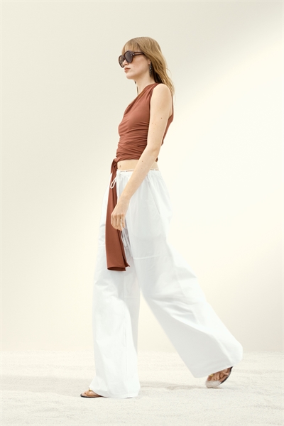 Асимметричный топ в обтяжку 1274413001