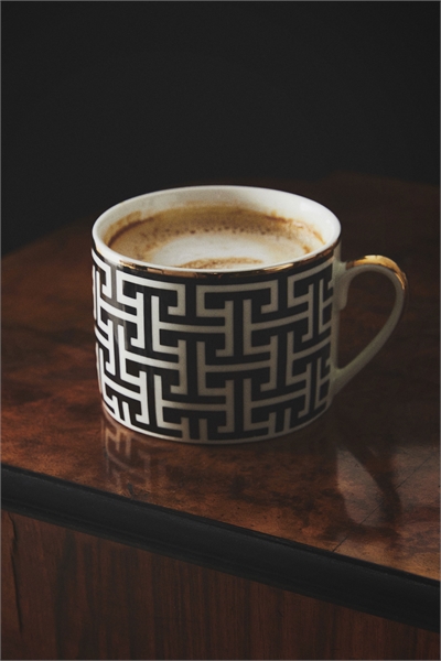 Фарфоровая чашка 1178477001