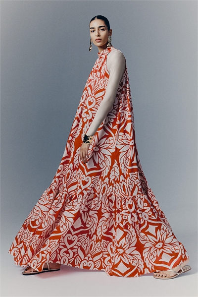 Объемное платье макси 1272514001