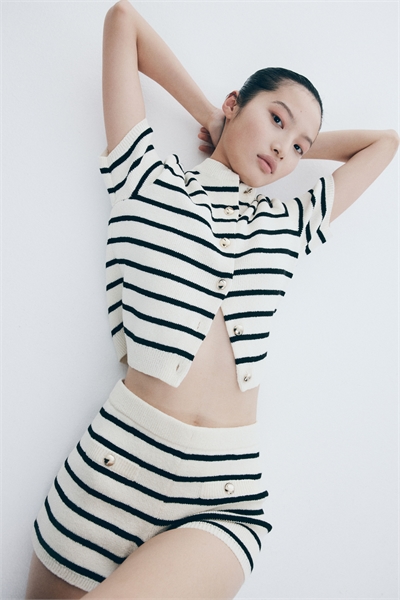 Трикотажные мини-шорты 1266550001