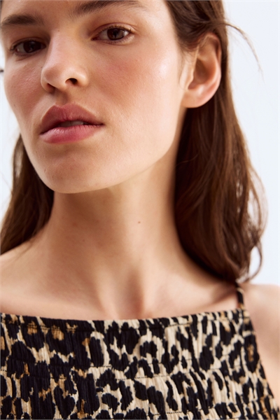 Топ на бретельках с мокасинами 1283639005