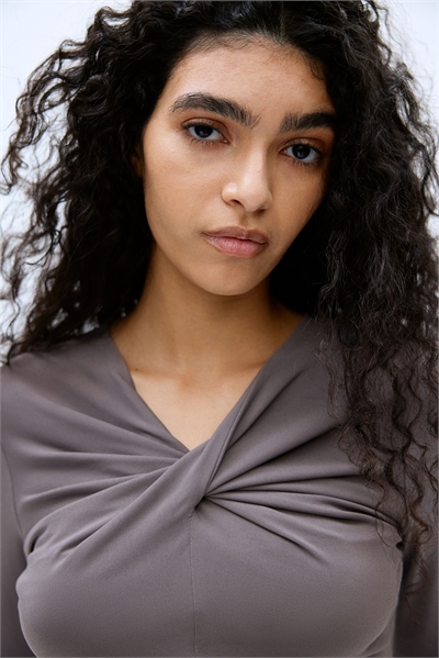 Топ с кручеными деталями 1283566002